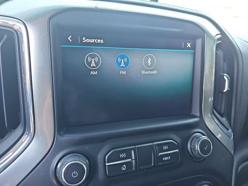 Used 2020 Chevrolet Silverado 1500 LT AWD/4WD image 24