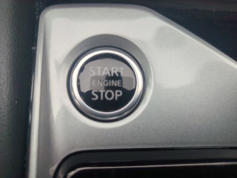 Used 2024 Nissan Altima 2.5 SR FWD image 19