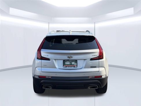 Used 2021 Cadillac XT4 Luxury w/ Cold Weather Package AWD/4WD image 6