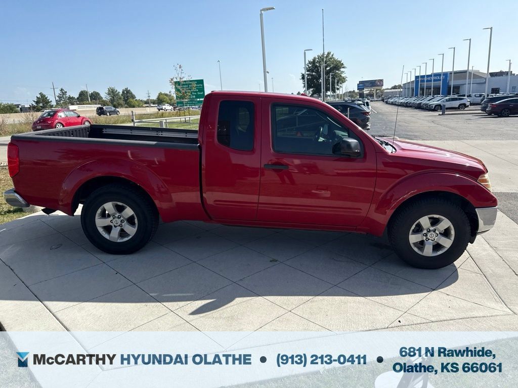 Used 2011 Nissan Frontier SV w/ SV Premium Utility Pkg RWD image 8