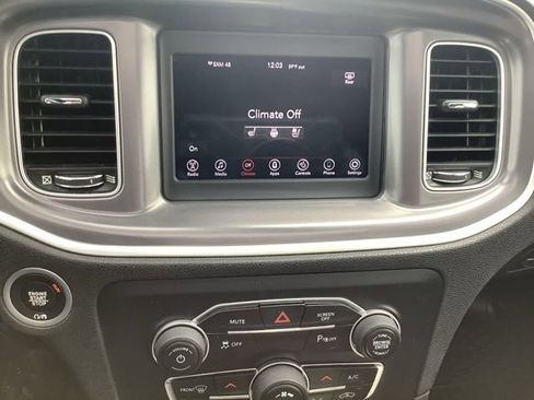 Used 2020 Dodge Charger SXT w/ Leather Interior Group image 31