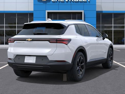 New 2026 Chevrolet Equinox EV LT AWD/4WD image 4
