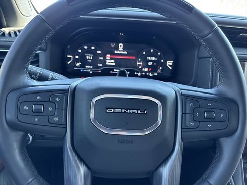 Used 2024 GMC Yukon Denali Ultimate w/ LPO, Floor Liner Package image 37