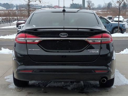 Used 2018 Ford Fusion Titanium image 5