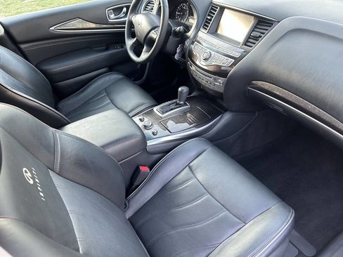 Used 2013 INFINITI JX35 AWD w/ Premium Pkg image 43