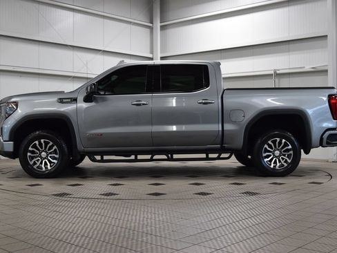 Used 2023 GMC Sierra 1500 AT4 w/ Technology Package AWD/4WD image 4