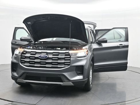 New 2026 Ford Explorer Active RWD image 36