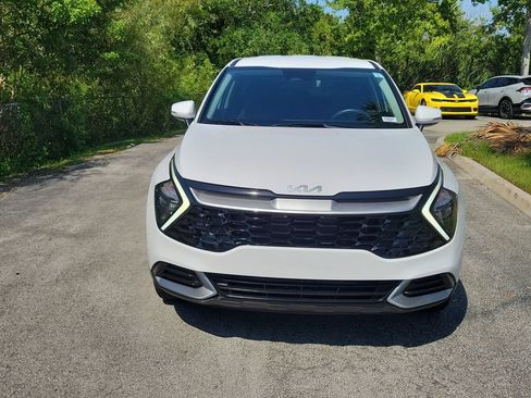 Certified 2023 Kia Sportage EX FWD image 2