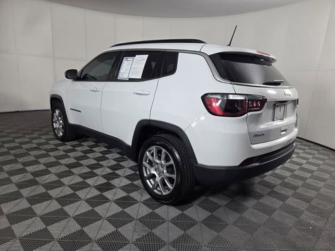 Certified 2022 Jeep Compass Latitude image 8