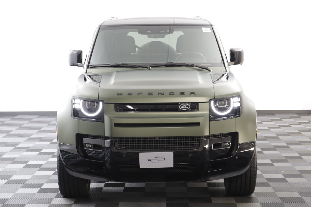 Certified 2026 Land Rover Defender 110 X-Dynamic SE AWD/4WD image 23