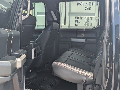 Certified 2022 Ford F450 Lariat w/ Lariat Value Package AWD/4WD image 15