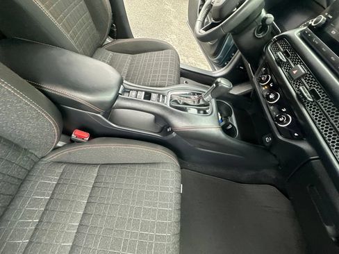 Used 2024 Honda HR-V Sport image 36