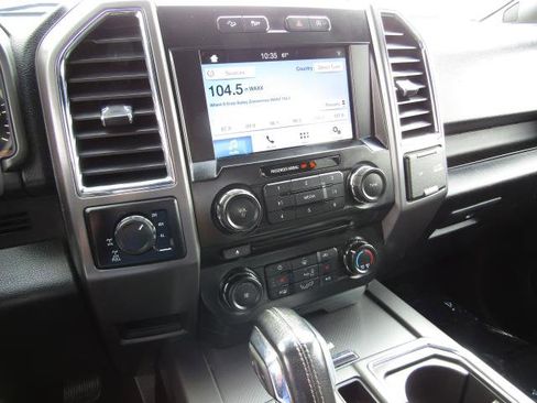 Used 2016 Ford F150 XLT w/ Equipment Group 302A Luxury image 16