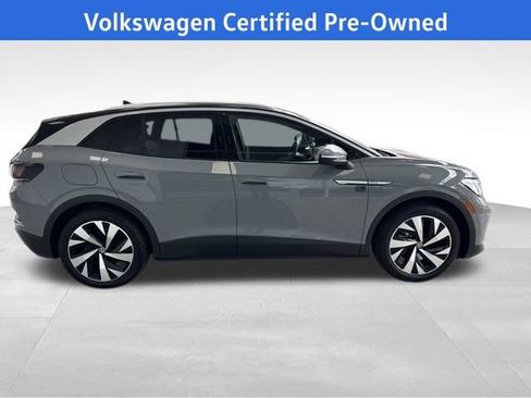 Certified 2022 Volkswagen ID.4 Pro S w/ Gradient Package image 10