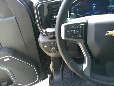 Used 2024 Chevrolet Silverado 1500 LTZ w/ LTZ Premium Package image 20