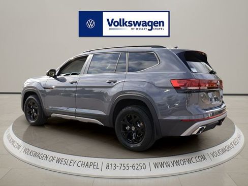 New 2026 Volkswagen Atlas Peak Edition AWD/4WD image 5