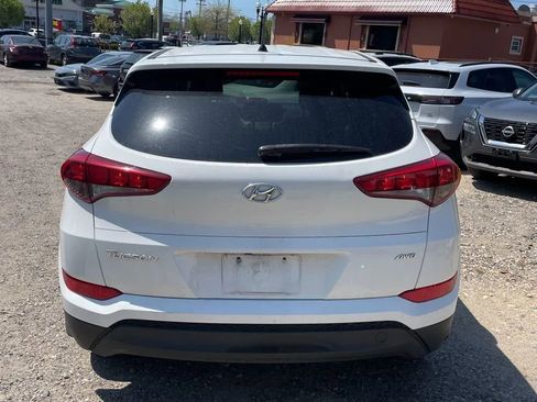 Used 2018 Hyundai Tucson SE w/ Cargo Package AWD/4WD image 11