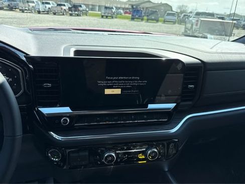 New 2026 GMC Sierra 1500 SLT w/ SLT Premium Package AWD/4WD image 13