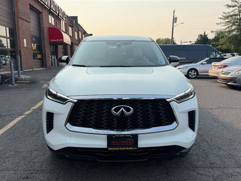 Used 2023 INFINITI QX60 Pure w/ Cargo Package AWD/4WD image 2