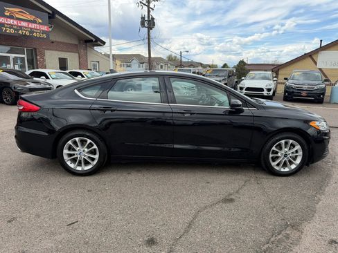 Used 2019 Ford Fusion SE image 9