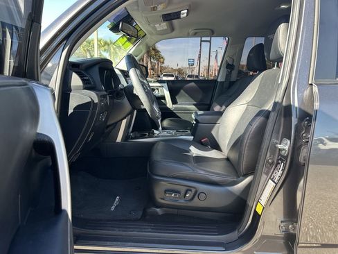 Used 2022 Toyota 4Runner TRD Sport image 19