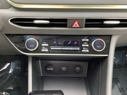 Used 2022 Hyundai Sonata SEL image 22
