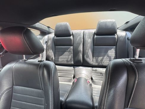 Used 2011 Ford Mustang GT Premium w/ Security Pkg RWD image 17