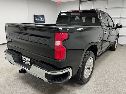 Used 2021 Chevrolet Silverado 1500 LTZ AWD/4WD image 10