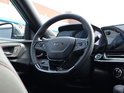 New 2026 Chevrolet Trax RS w/ Driver Confidence Package image 38