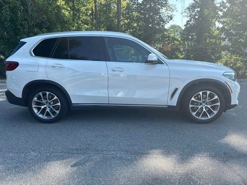 Used 2019 BMW X5 xDrive40i w/ Premium Package 2 AWD/4WD image 4