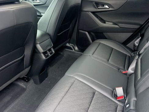 New 2026 Chevrolet Equinox LT w/ Convenience Package II image 8