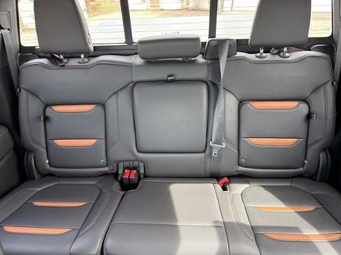 Used 2021 GMC Sierra 1500 AT4 w/ AT4 Value Package AWD/4WD image 38