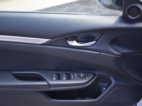 Used 2020 Honda Civic Sport image 18