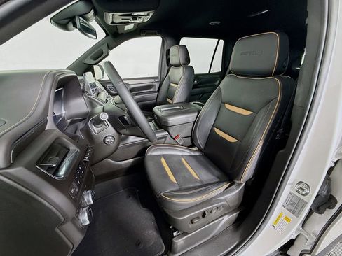 Used 2023 GMC Yukon AT4 w/ Technology Package image 22