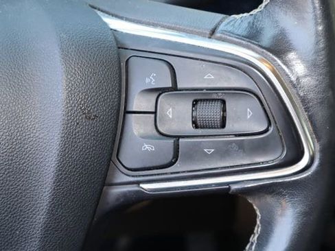 Used 2023 Buick Encore GX Preferred w/ Cold Weather Comfort Package FWD image 12