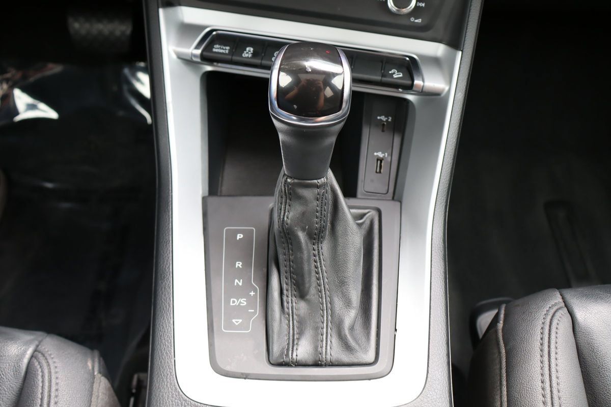 Used 2019 Audi Q3 2.0T Premium AWD/4WD image 37