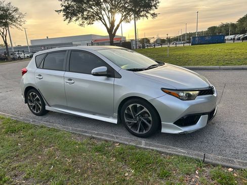 Used 2016 Scion iM FWD image 8