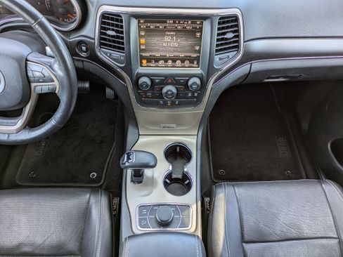 Used 2015 Jeep Grand Cherokee Limited w/ Luxury Group II AWD/4WD image 35