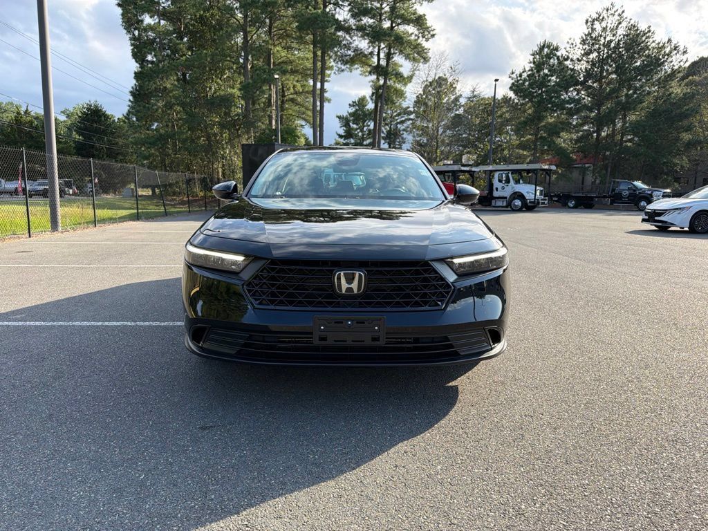 Certified 2023 Honda Accord EX image 3