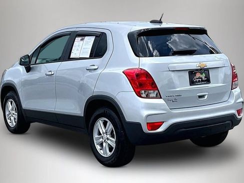 Used 2020 Chevrolet Trax LS w/ Tint and Cruise Package AWD/4WD image 4