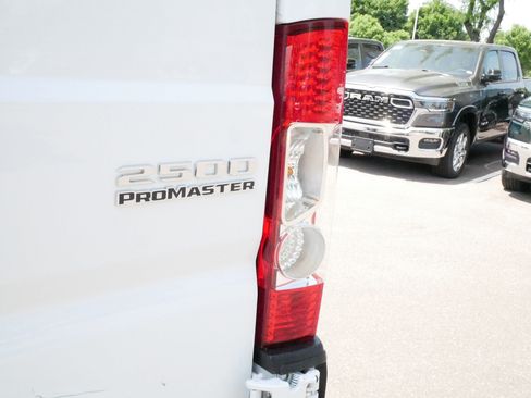 Used 2026 RAM ProMaster 2500 w/ Convenience Group FWD image 18