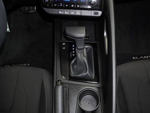 Certified 2026 Hyundai Elantra Sport FWD image 18