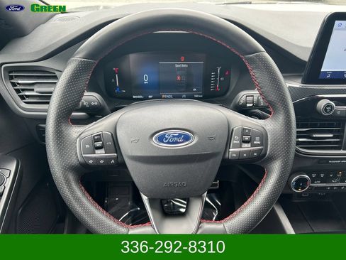 Used 2024 Ford Escape ST-Line AWD/4WD image 15