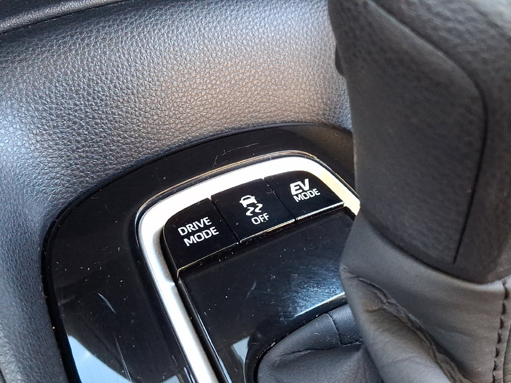 Certified 2022 Toyota Corolla LE FWD image 24