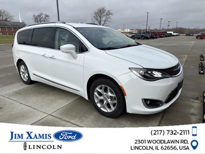 Used 2018 Chrysler Pacifica Touring-L Plus w/ Advanced Safetytec Group