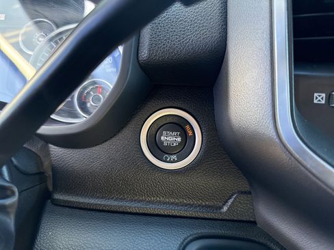 Used 2024 RAM 2500 Big Horn image 27