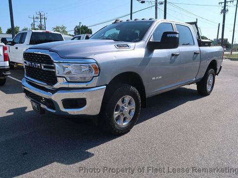 Used 2023 RAM 2500 Big Horn w/ Level 1 Equipment Group AWD/4WD image 43