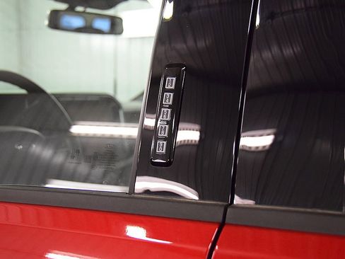 Used 2024 Ford F350 Lariat image 14