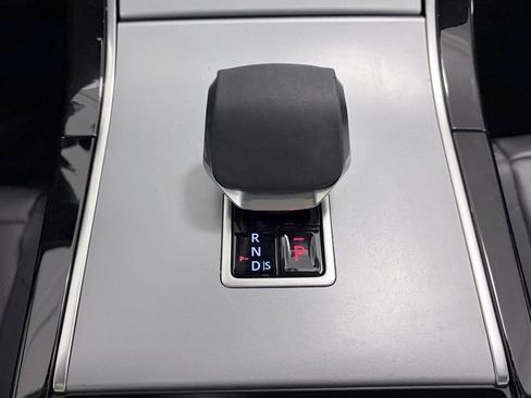 Used 2025 Land Rover Range Rover Velar S AWD/4WD image 21