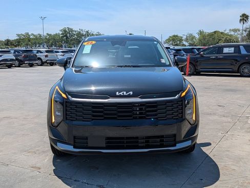 Certified 2026 Kia Sportage LX FWD image 3